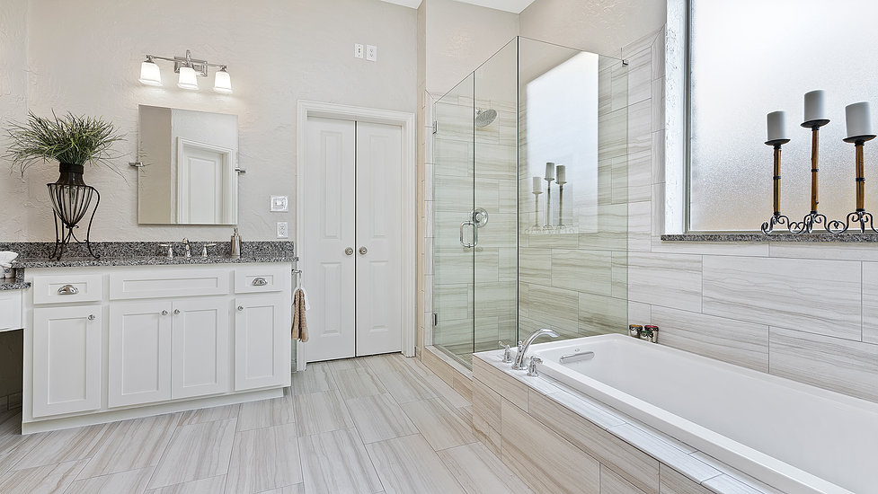 Luxury Frameless Shower Angle 3